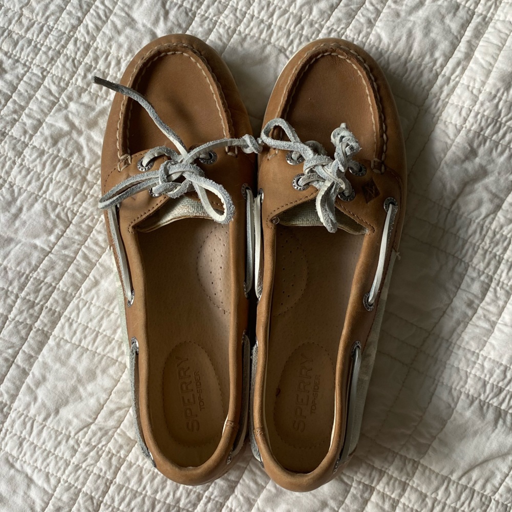 Size 6.5 Sperry Boat Shoes